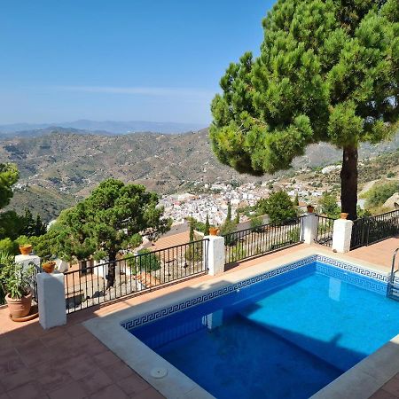 Lovely 2 Bed Apartment With Stunning Views & Pool Cómpeta Dış mekan fotoğraf