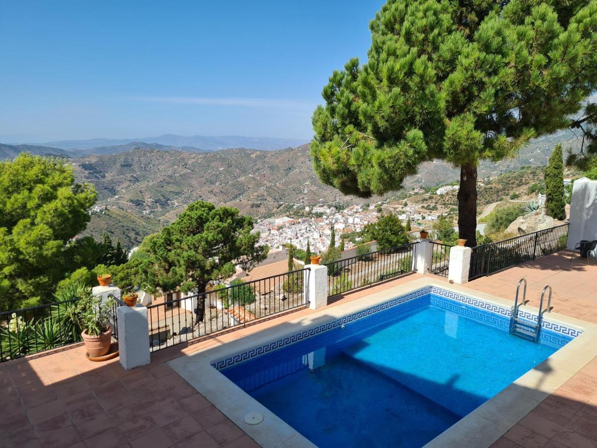 Lovely 2 Bed Apartment With Stunning Views & Pool Cómpeta Dış mekan fotoğraf