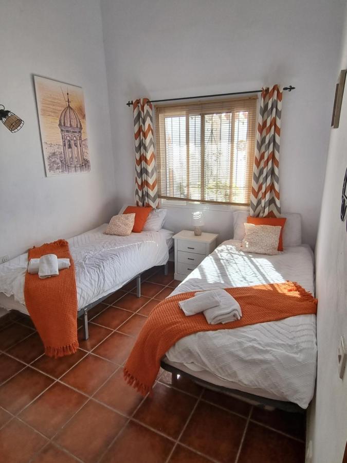 Lovely 2 Bed Apartment With Stunning Views & Pool Cómpeta Dış mekan fotoğraf